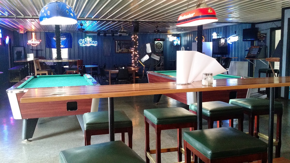 AJ's Bar & Grill